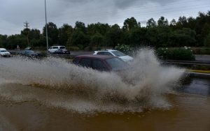 Τεράστια τα προβλήματα στην Μάνδρα Αττικής (pics)