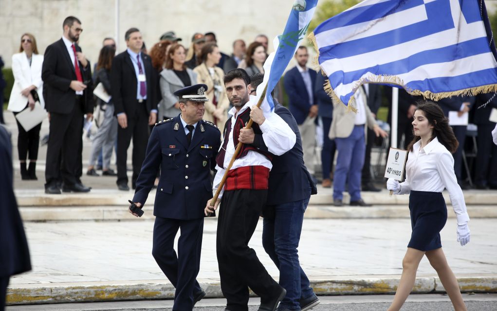 Ένταση και απρόοπτα στη μαθητική παρέλαση της Αθήνας