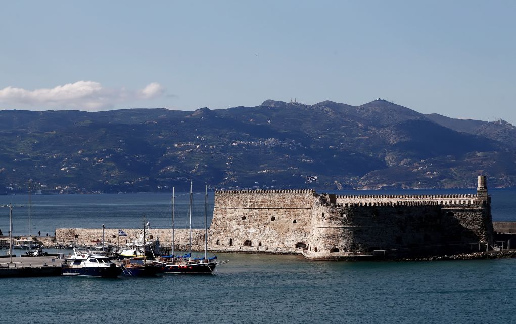 Κρήτη: Μεθυσμένος οδηγός του ΚΤΕΛ μετέφερε μαθητές