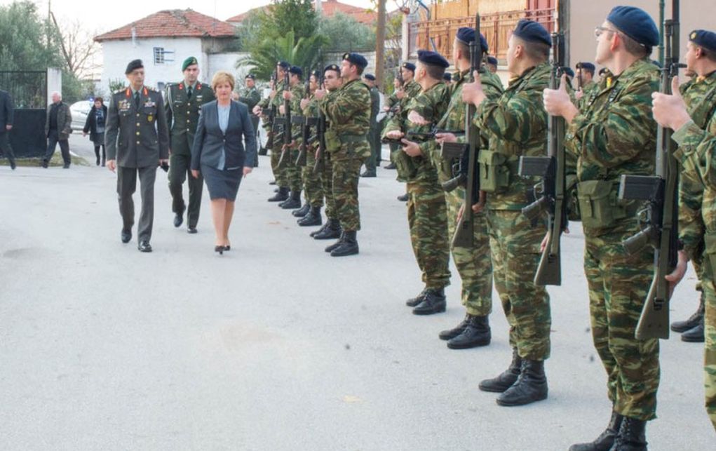 Η Κόλλια-Τσαρουχά τίμησε τη μνήμη του Εμμανουήλ Παππά