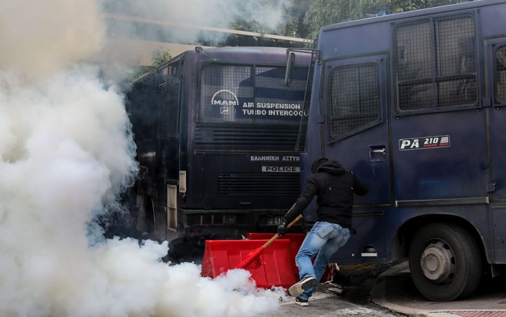 ΕΔΕ για τη συμπεριφορά των αστυνομικών στα επεισόδια