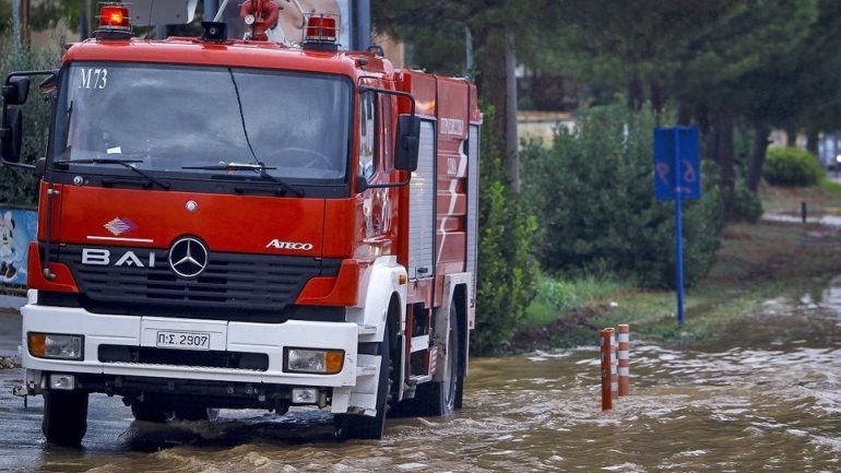 Κρήτη: Βέλγος χάθηκε μεταξύ Λισσού και Σούγιας – Σε εξέλιξη επιχείρηση της Πυροσβεστικής