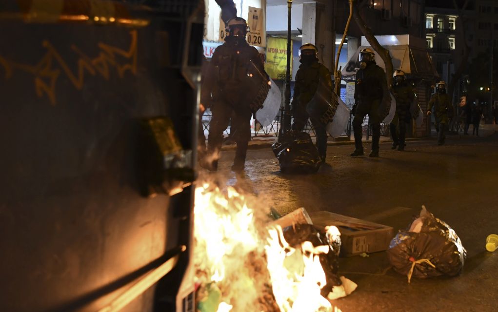 Επεισόδια στην πορεία για το Νιγηριανού Εμπουκά Μαμασουμπέκ