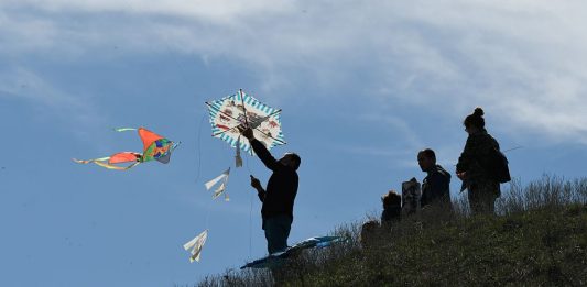 Ο ουρανός γέμισε χαρταετούς (pics)