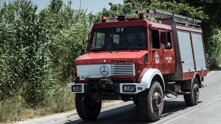 Μεγάλη πυρκαγιά έχει ξεσπάσει στην Τανάγρα