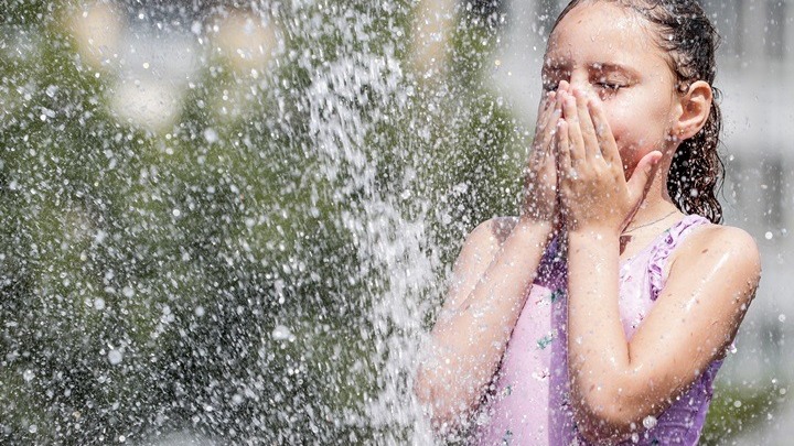 Βρετανία-Ολλανδία-Βέλγιο-Γερμανία: Ο υδράργυρος καταγράφει ιστορικά ρεκόρ