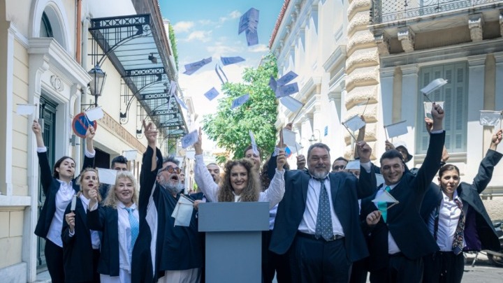 Ο Στ.Κραουνάκης διασκευάζει τις Εκκλησιάζουσες, με τη Λυρική και το Θέατρο Τέχνης