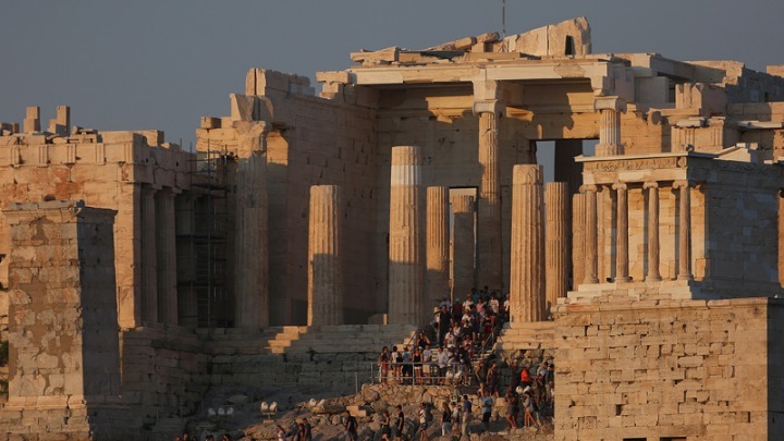 Αυτοψία από την Λ. Μενδώνη στον χώρο του αναβατορίου της Ακρόπολης – Ανακοίνωση της Ε.Σ.Α.μεΑ