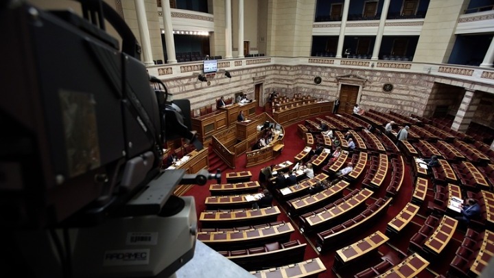 Διαφωνία της αντιπολίτευσης για τη συζήτηση του πολυνομοσχεδίου