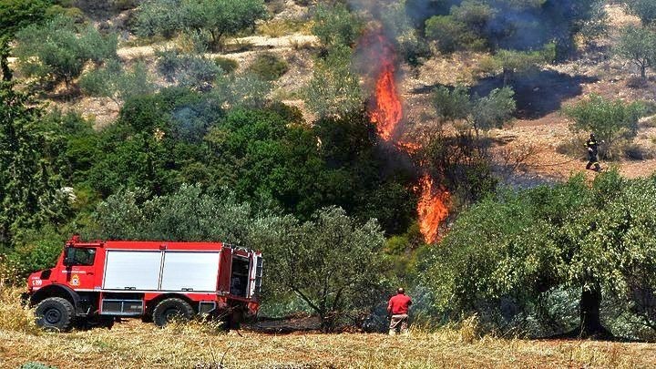 Ενισχύθηκαν οι δυνάμεις της Πυροσβεστικής στην Παλαιόπολη Κυθήρων