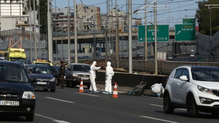 Τροχαίο δυστύχημα με τρεις τραυματίες στη λεωφόρο Αθηνών