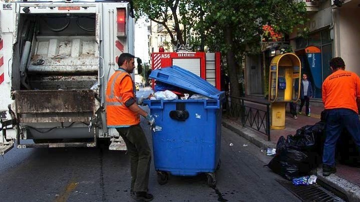 Θεσσαλονίκη: Βγήκαν στους δρόμους τα απορριμματοφόρα