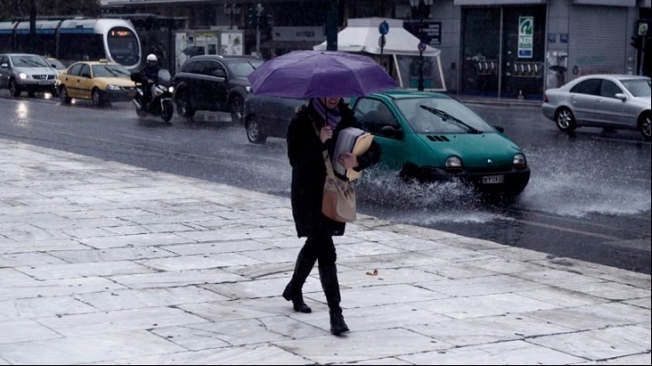 Βροχές αναμένονται την Παρασκευή σχεδόν σε όλη τη χώρα