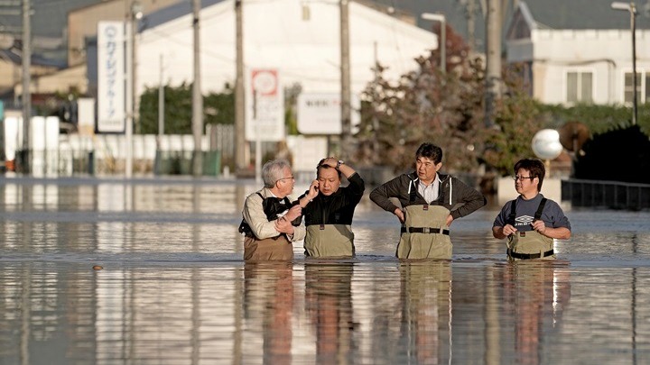 Ιαπωνία: Τέσσερις νεκροί και δύο αγνοούμενοι από τις καταρρακτώδεις βροχές και τις κατολισθήσεις