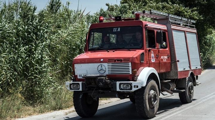 Σε εξέλιξη δασική πυρκαγιά στην Αρκαδία