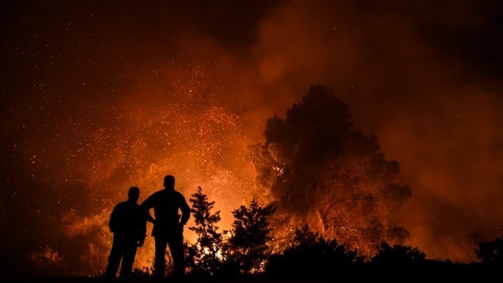 Αυστραλία: Δύο νεκροί, δεκάδες τραυματίες, πάνω από εκατό σπίτια κατεστραμμένα από πυρκαγιές