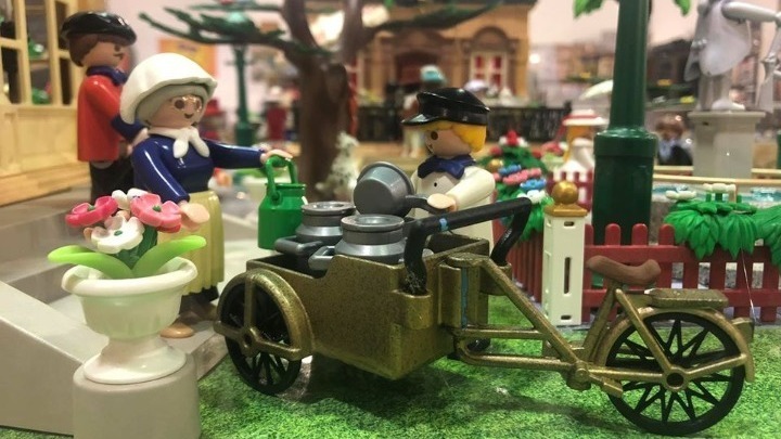 Συλλέκτες Playmobil δημιουργούν τις δικές τους φιγούρες