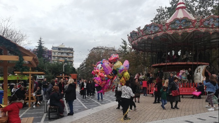 Ανοιχτά σήμερα τα καταστήματα