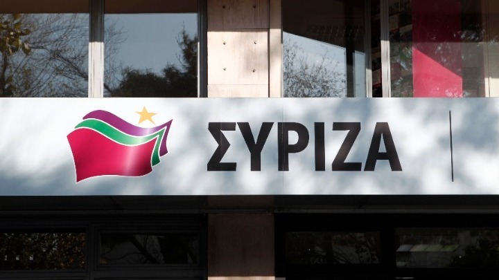 ΣΥΡΙΖΑ: Ο κυβερνητικός εκπρόσωπος, μέσα στην απόγνωσή του, έφτασε να υιοθετεί λέξη προς λέξη όσα είπε η κ. Ράικου στην προανακριτική