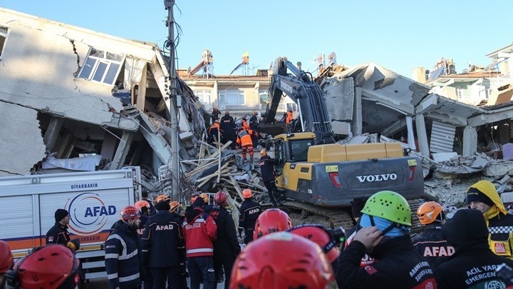 Τουρκία-σεισμός: Τουλάχιστον 21 νεκροί, στους 1.030 οι τραυματίες