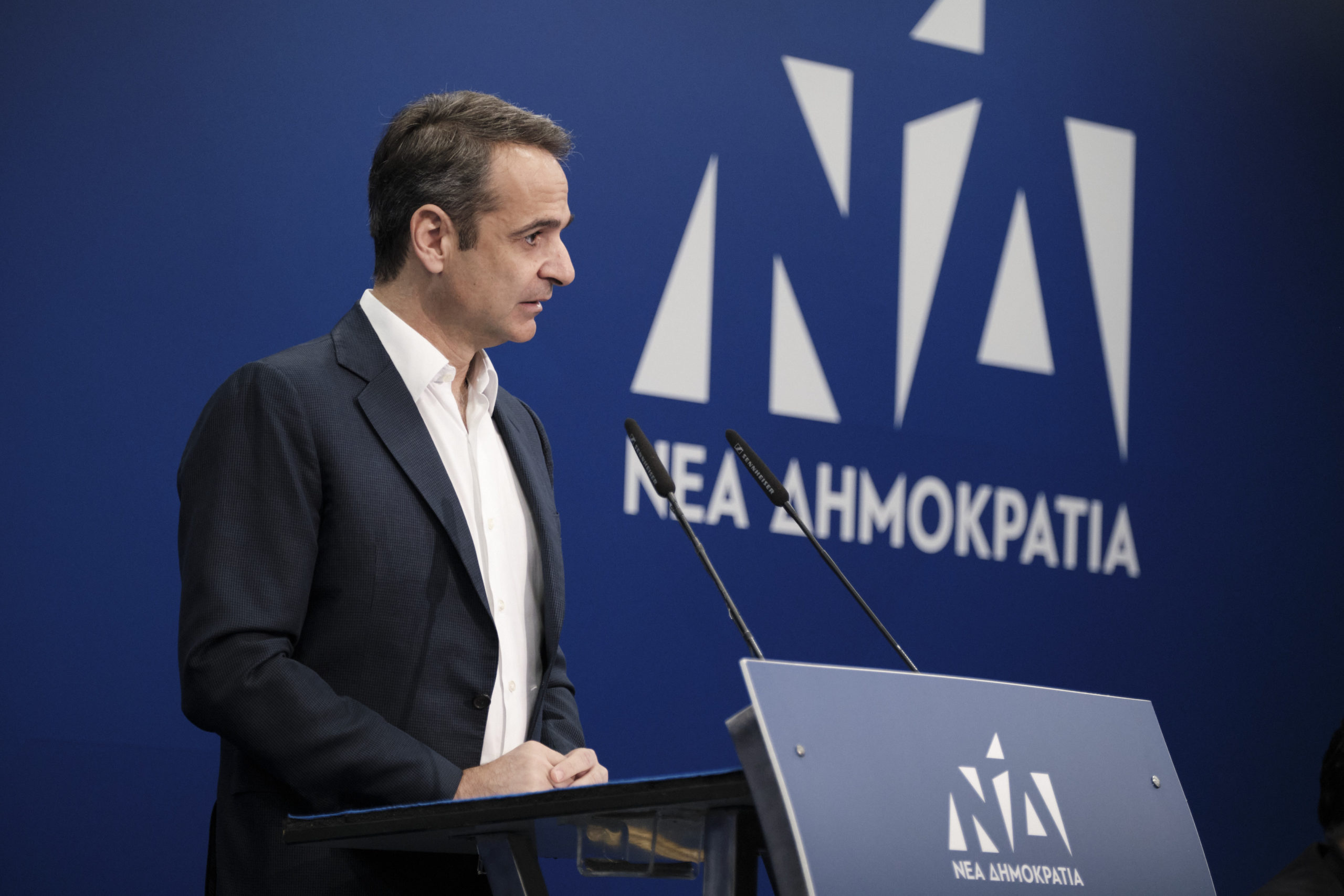 Μητσοτάκης σε Τσίπρα: “Όχι άλλο κάρβουνο”