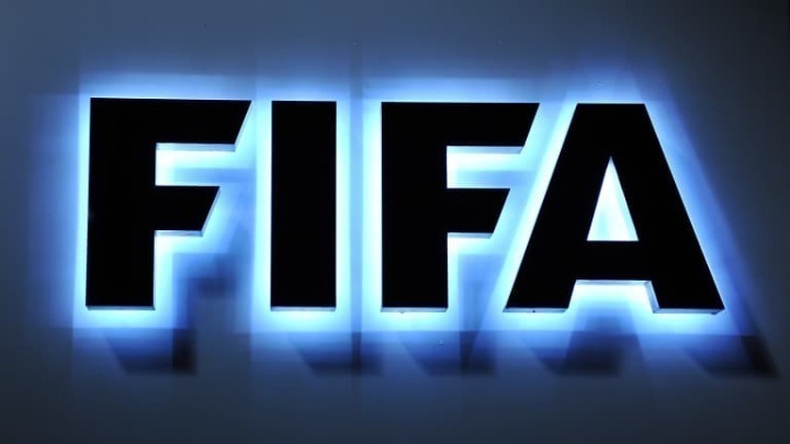 Φρένο FIFA στη… χρήση VAR από τους προπονητές