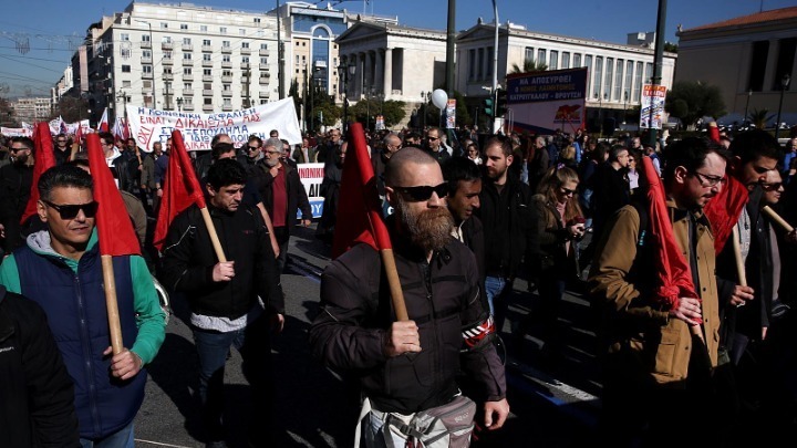 Σε εξέλιξη οι απεργιακές κινητοποιήσεις κατά του νομοσχεδίου για το ασφαλιστικό