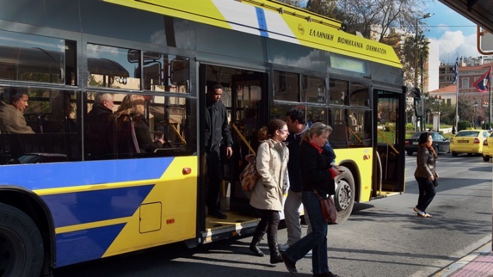 Από σήμερα η εφαρμογή του ειδικού προγράμματος δρομολογίων στα ΜΜΜ