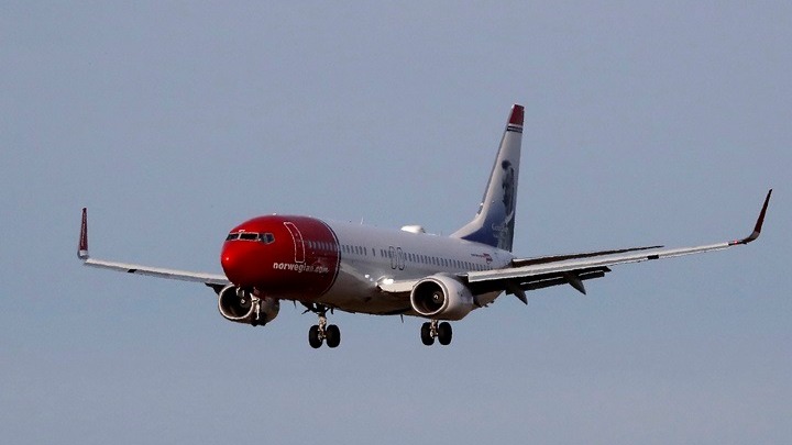 Covid-19: Η Norwegian Air ακυρώνει 4.000 πτήσεις κι απολύει προσωρινά τους μισούς εργαζομένους