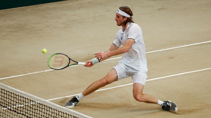 Davis Cup: Πρόκριση για την εθνική με νίκη του Τσιτσιπά