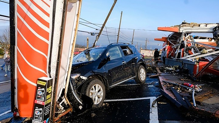 ΗΠΑ: Τουλάχιστον 9 νεκροί από ανεμοστρόβιλους που σάρωσαν το Τενεσί