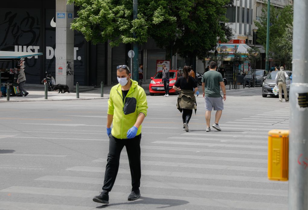 Ξεκινούν οι πληρωμές των 600 ευρώ, σε 155.314 επιστήμονες