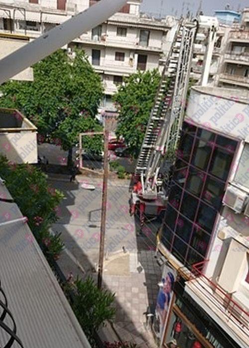 Θεσσαλονίκη: Έκρηξη σε κτίριο, επιχείρηση απεγκλωβισμού (pic)