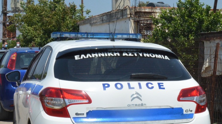 Αιματηρό επεισόδιο στον Λαγκαδά – Πυροβόλησε και τραυμάτισε τη γειτόνισσά του