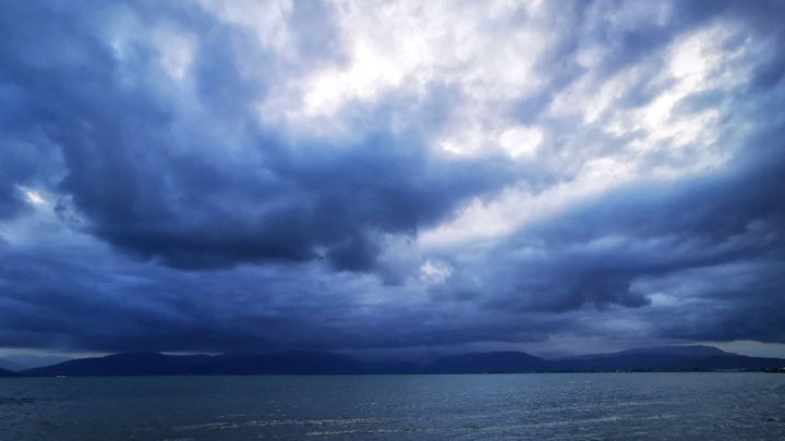 Ισχυρούς ανέμους και δυνατή βροχή έφερε στη  Ζάκυνθο η κακοκαιρία «Ιανός»