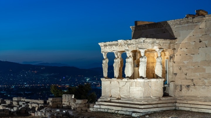 Πιο λαμπερή από ποτέ η Ακρόπολη