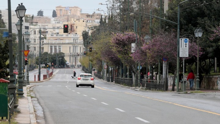 Από τις 6 το πρωί lockdown σε όλη τη χώρα