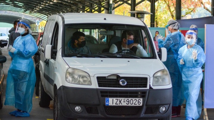 Λάρισα: Διαδικασία ελέγχου rapid test για κορονοϊό στην πόλη