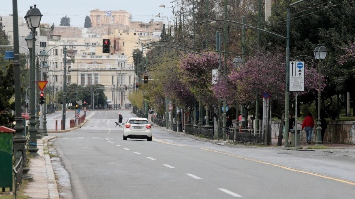 Πάρτι τα ξημερώματα σε ξενοδοχείο στη Συγγρού, παρά την απαγόρευση. Συνελήφθη η διοργανώτρια