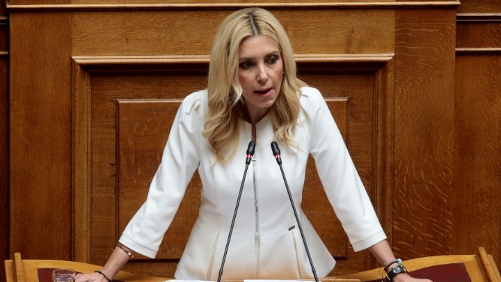 Φ. Αραμπατζή: Απάδει η επένδυση της αντιπολίτευσης στην πανδημία