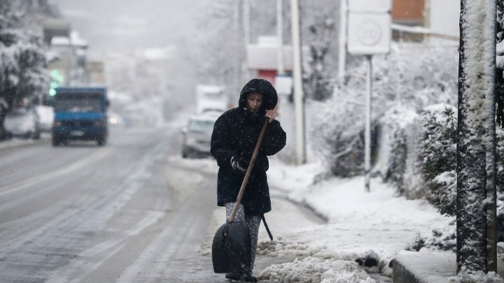 Χιονίζει στη Χαλκιδική, τις Σέρρες και τα ορεινά των νομών Ημαθίας, Πιερίας και Πέλλας