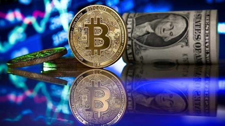 Bitcoin: Νέο υψηλό ρεκόρ με την τιμή του κοντά στα 50.000 δολάρια