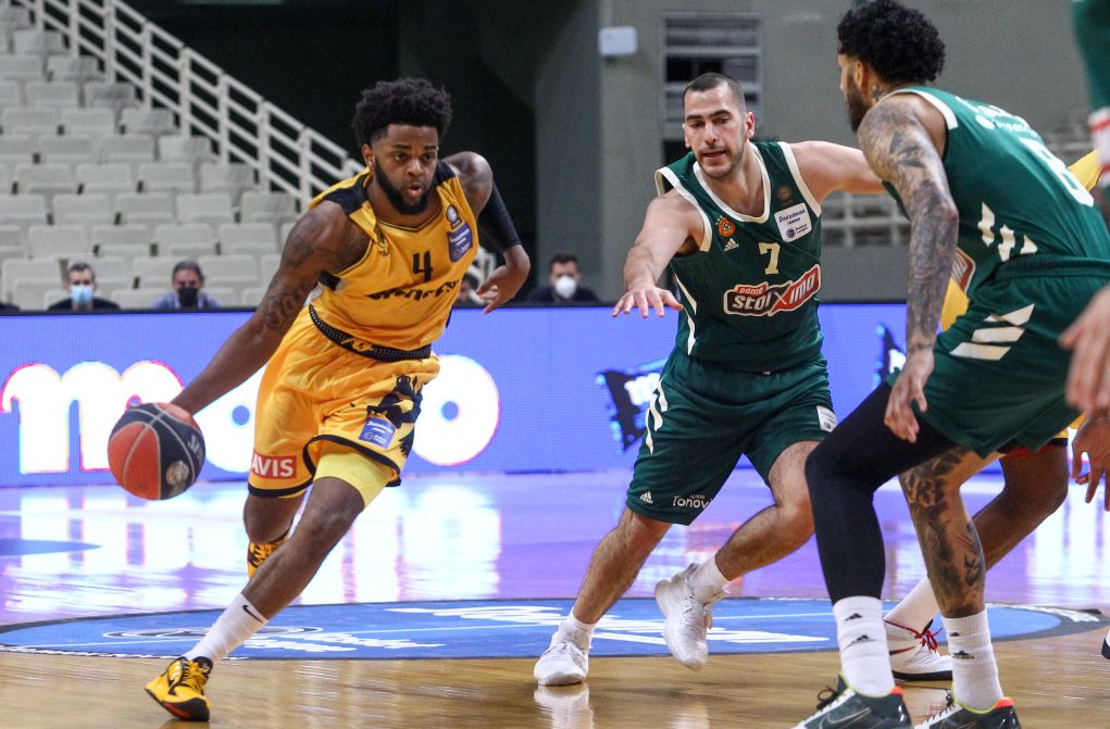 Ισοφάρισε σε 1-1 η ΑΕΚ τον Παναθηναϊκό, 92-80 “γυρνώντας” από “μείον 8”