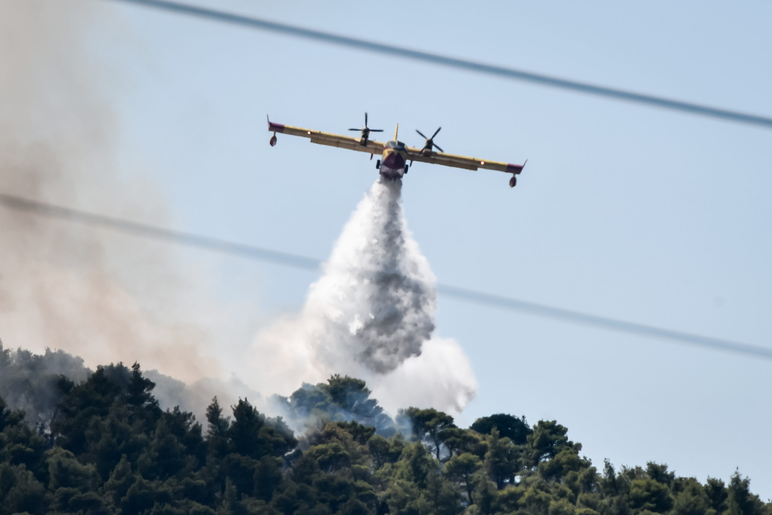 Κρήτη: Φωτιά στον Άγιο Βασίλειο Ρεθύμνου – Οριοθετήθηκαν οι πυρκαγιές σε Πρινιά και Αρκαλοχώρι στο Ηράκλειο