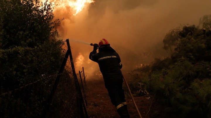 Φωτιές: Έρχονται στην Ελλάδα ενισχύσεις από τη Σλοβακία (vid & pics)