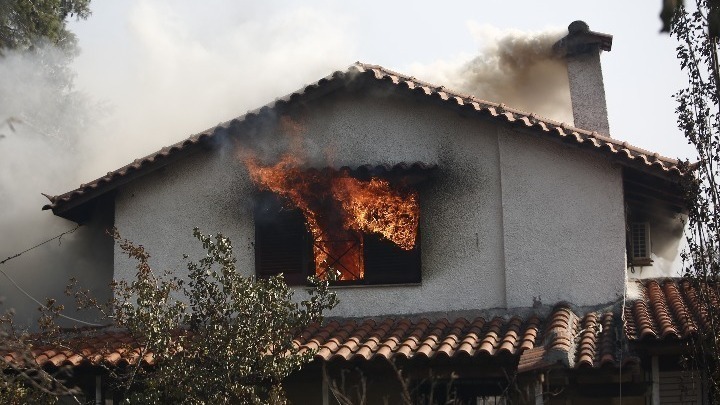 Περισσότερα από 6 εκατ. ευρώ καταβλήθηκαν σήμερα στους πυρόπληκτους – Η ανακοίνωση του ΥΠΟΙΚ