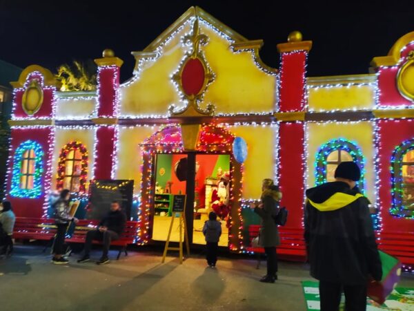 Αστερόκοσμος: Η απόλυτη χριστουγεννιάτικη βόλτα για όλη την οικογένεια στη  Θεσσαλονίκη (pics) Eidisis.gr - Η ενημερωτική πύλη του Κιλκίς