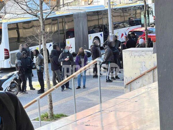 Θεσσαλονίκη: Συγκέντρωση διαμαρτυρίας αντιεξουσιαστών στα δικαστήρια (pic)