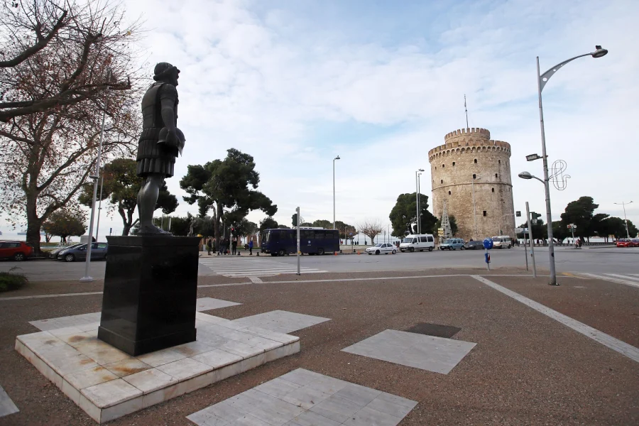 Θεσσαλονίκη: Νεκρός άντρας βρέθηκε πίσω από εκκλησία