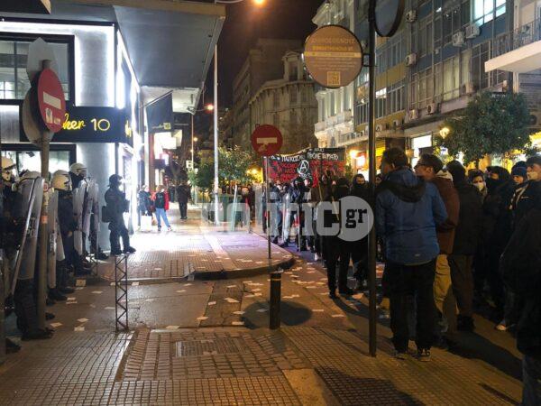 Θεσσαλονίκη: Αντιπολεμική και αντικαπιταλιστική πορεία (pic)